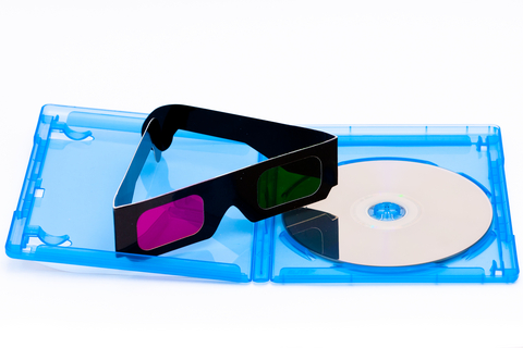 dvd-fodral och 3D glasögon